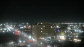 Weather camera view of First National Bank-Hutchinson.