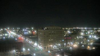 Weather camera view of First National Bank-Hutchinson.
