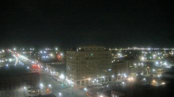 Weather camera view of First National Bank-Hutchinson.