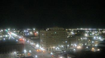 Weather camera view of First National Bank-Hutchinson.