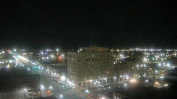 Weather camera view of First National Bank-Hutchinson.