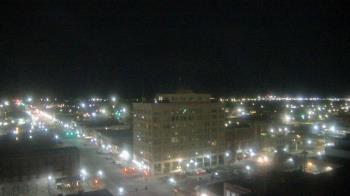 Weather camera view of First National Bank-Hutchinson.