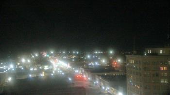Weather camera view of First National Bank-Hutchinson.