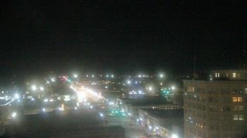 Weather camera view of First National Bank-Hutchinson.