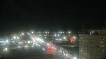Weather camera view of First National Bank-Hutchinson.
