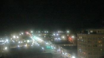 Weather camera view of First National Bank-Hutchinson.