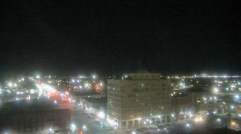 Weather camera view of First National Bank-Hutchinson.