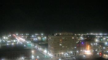 Weather camera view of First National Bank-Hutchinson.