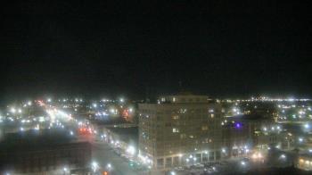 Weather camera view of First National Bank-Hutchinson.