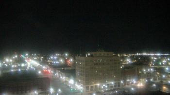 Weather camera view of First National Bank-Hutchinson.