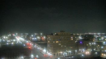 Weather camera view of First National Bank-Hutchinson.