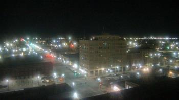 Weather camera view of First National Bank-Hutchinson.
