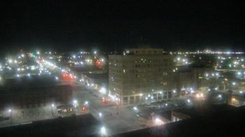 Weather camera view of First National Bank-Hutchinson.