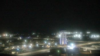 Weather camera view of First National Bank-Hutchinson.