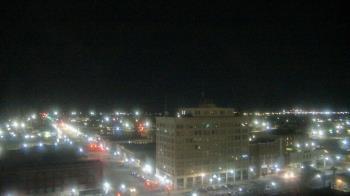 Weather camera view of First National Bank-Hutchinson.