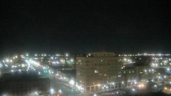 Weather camera view of First National Bank-Hutchinson.