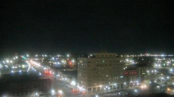 Weather camera view of First National Bank-Hutchinson.