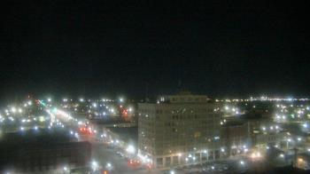 Weather camera view of First National Bank-Hutchinson.