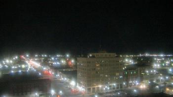 Weather camera view of First National Bank-Hutchinson.