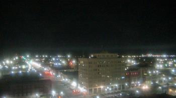 Weather camera view of First National Bank-Hutchinson.