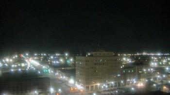 Weather camera view of First National Bank-Hutchinson.