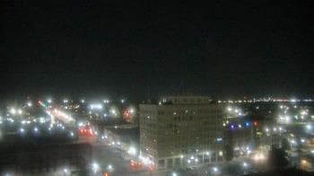 Weather camera view of First National Bank-Hutchinson.