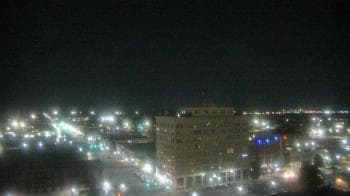 Weather camera view of First National Bank-Hutchinson.