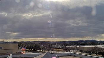 Weather camera view of Crestwood MS.