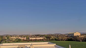 Weather camera view of Crestwood MS.