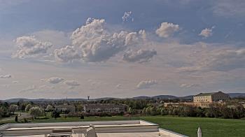 Weather camera view of Crestwood MS.