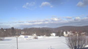 Weather camera view of Forest City Regional Jr Sr HS.