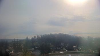 Weather camera view of Frostburg State University.