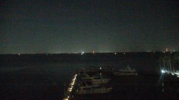 Weather camera view of Pinchers Marina at Edison Ford.