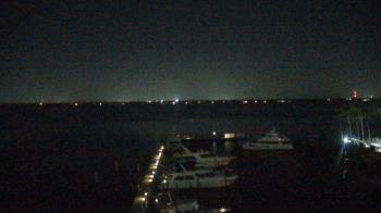 Weather camera view of Pinchers Marina at Edison Ford.