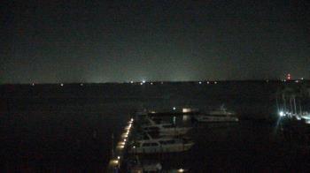 Weather camera view of Pinchers Marina at Edison Ford.