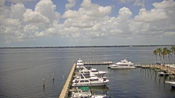 Weather camera view of Pinchers Marina at Edison Ford.
