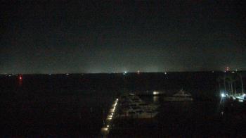 Weather camera view of Pinchers Marina at Edison Ford.
