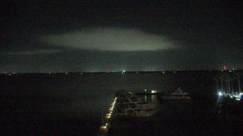 Weather camera view of Pinchers Marina at Edison Ford.