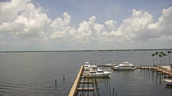 Weather camera view of Pinchers Marina at Edison Ford.