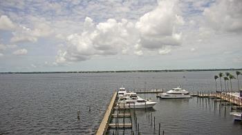 Weather camera view of Pinchers Marina at Edison Ford.