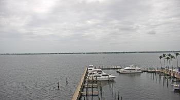 Weather camera view of Pinchers Marina at Edison Ford.