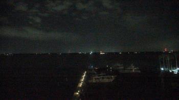 Weather camera view of Pinchers Marina at Edison Ford.
