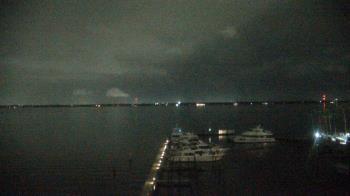 Weather camera view of Pinchers Marina at Edison Ford.