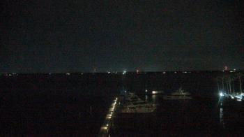 Weather camera view of Pinchers Marina at Edison Ford.