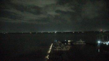 Weather camera view of Pinchers Marina at Edison Ford.