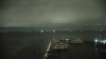 Weather camera view of Pinchers Marina at Edison Ford.