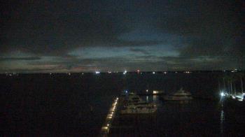 Weather camera view of Pinchers Marina at Edison Ford.