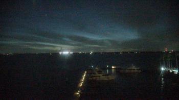Weather camera view of Pinchers Marina at Edison Ford.