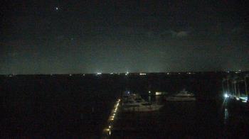 Weather camera view of Pinchers Marina at Edison Ford.