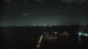 Weather camera view of Pinchers Marina at Edison Ford.